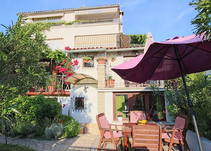 Apartments Nevija